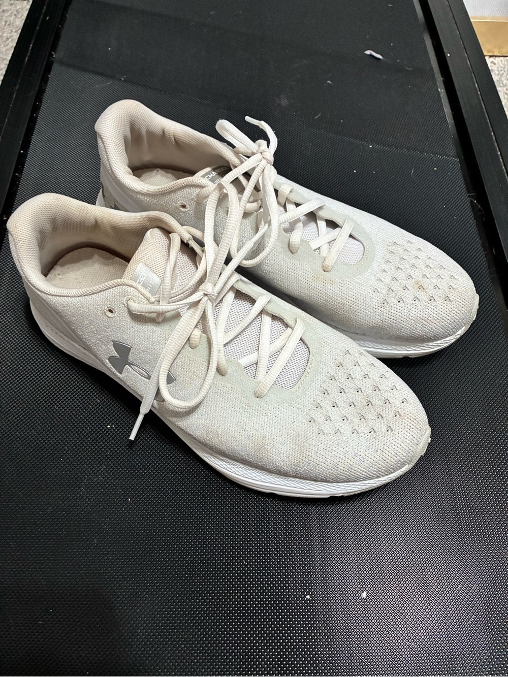 Under Armour Women’s Lightweight Casual Running Shoes - White size 11